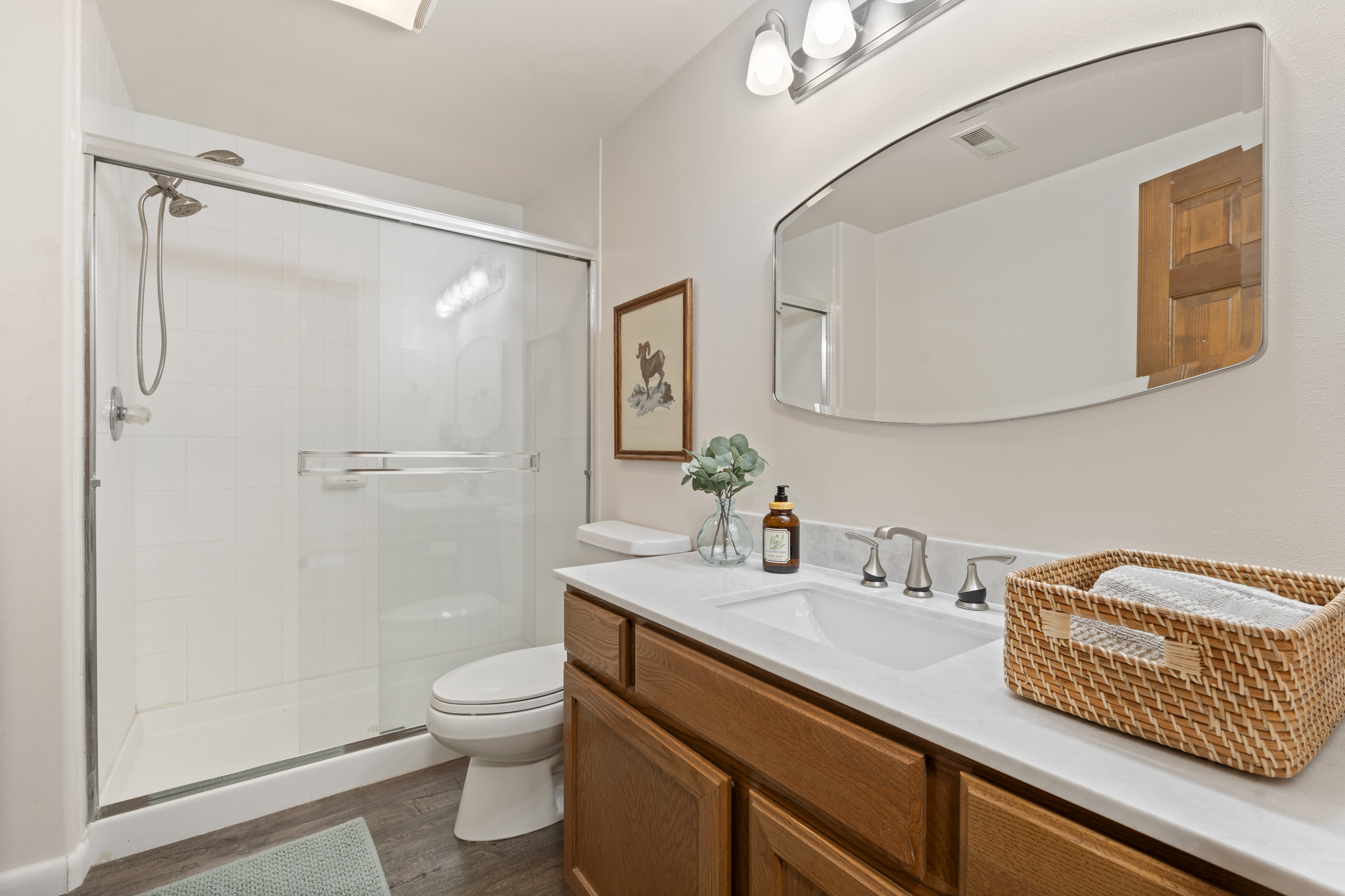  Set on 10+ private acres in the sought-after Ruby Ranch enclave - 物件實景
