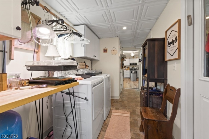 Lebanon Twp., New Jersey, 08827, United States, 4 Bedrooms Bedrooms, ,3 BathroomsBathrooms,Residential,For Sale,1847563