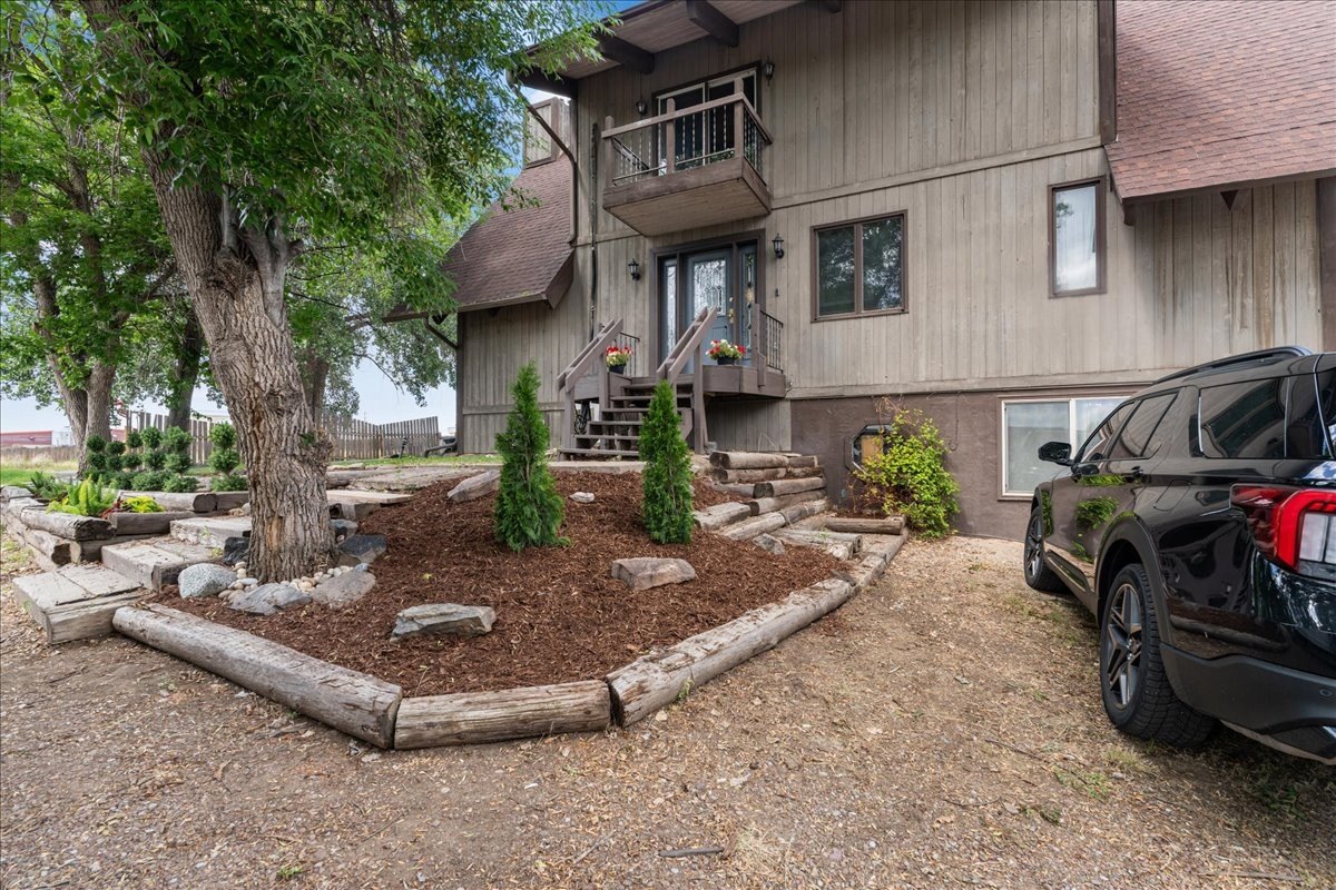 Black Eagle, Montana, 59414, United States, 4 Bedrooms Bedrooms, ,3 BathroomsBathrooms,Residential,For Sale,1921006