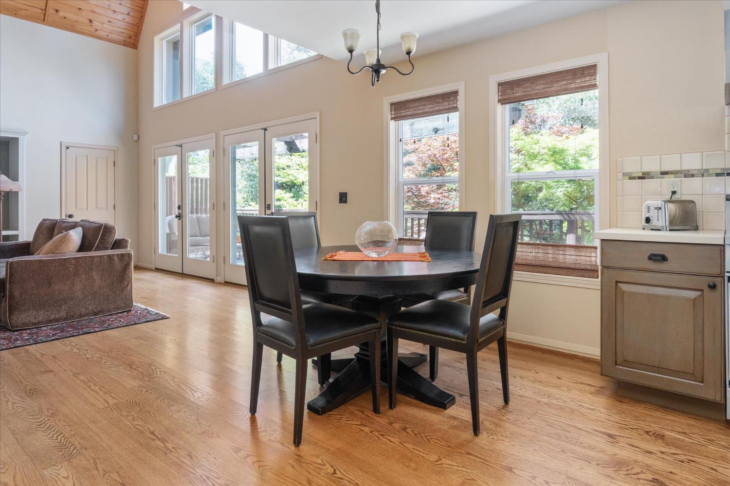Murphys, California, 95247, United States, 3 Bedrooms Bedrooms, ,4 BathroomsBathrooms,Residential,For Sale,2030734