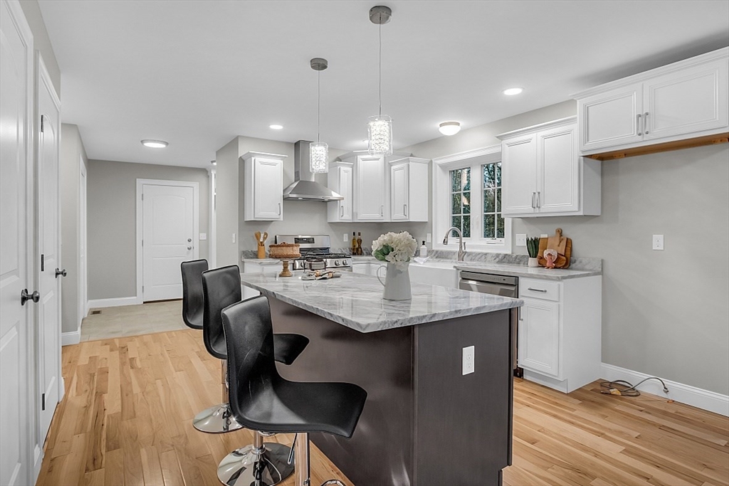 Leominster, Massachusetts, 01453, United States, 4 Bedrooms Bedrooms, ,3 BathroomsBathrooms,Residential,For Sale,1828563
