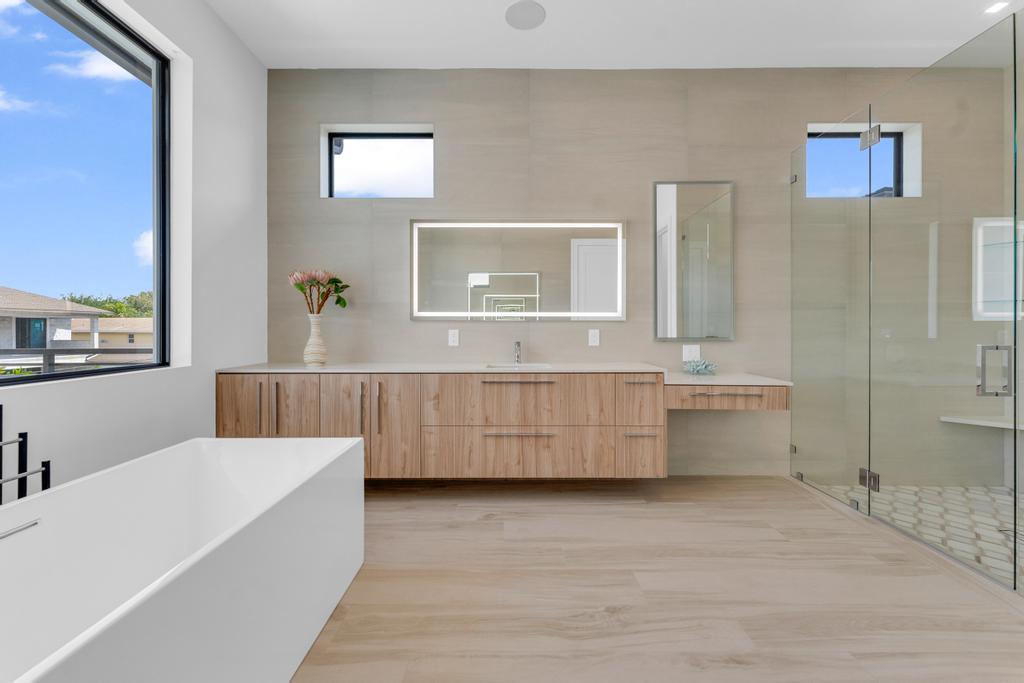 Delray Beach, Florida, 33444, United States, 4 Bedrooms Bedrooms, ,5 BathroomsBathrooms,Residential,For Sale,1974503