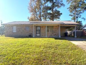 Magnolia St, New Llano, LA 71461