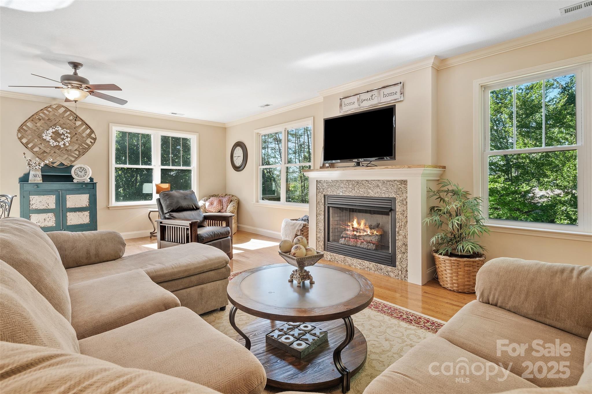 Weaverville, North Carolina, 28787, United States, 4 Bedrooms Bedrooms, ,4 BathroomsBathrooms,Residential,For Sale,1919742