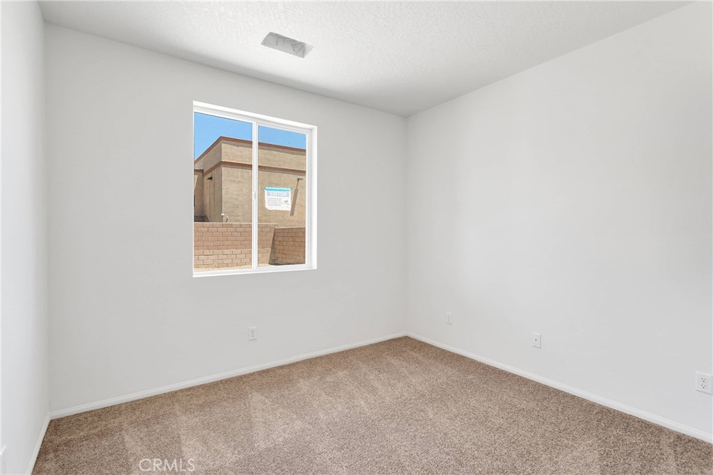 Victorville, California, 92395, United States, 3 Bedrooms Bedrooms, ,3 BathroomsBathrooms,Residential,For Sale,1865172