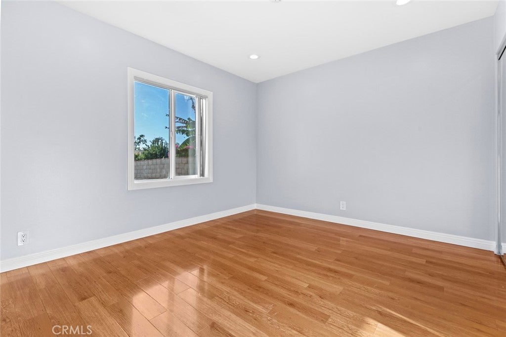 Sun Valley, California, 91352, United States, 5 Bedrooms Bedrooms, ,3 BathroomsBathrooms,Residential,For Sale,1987876