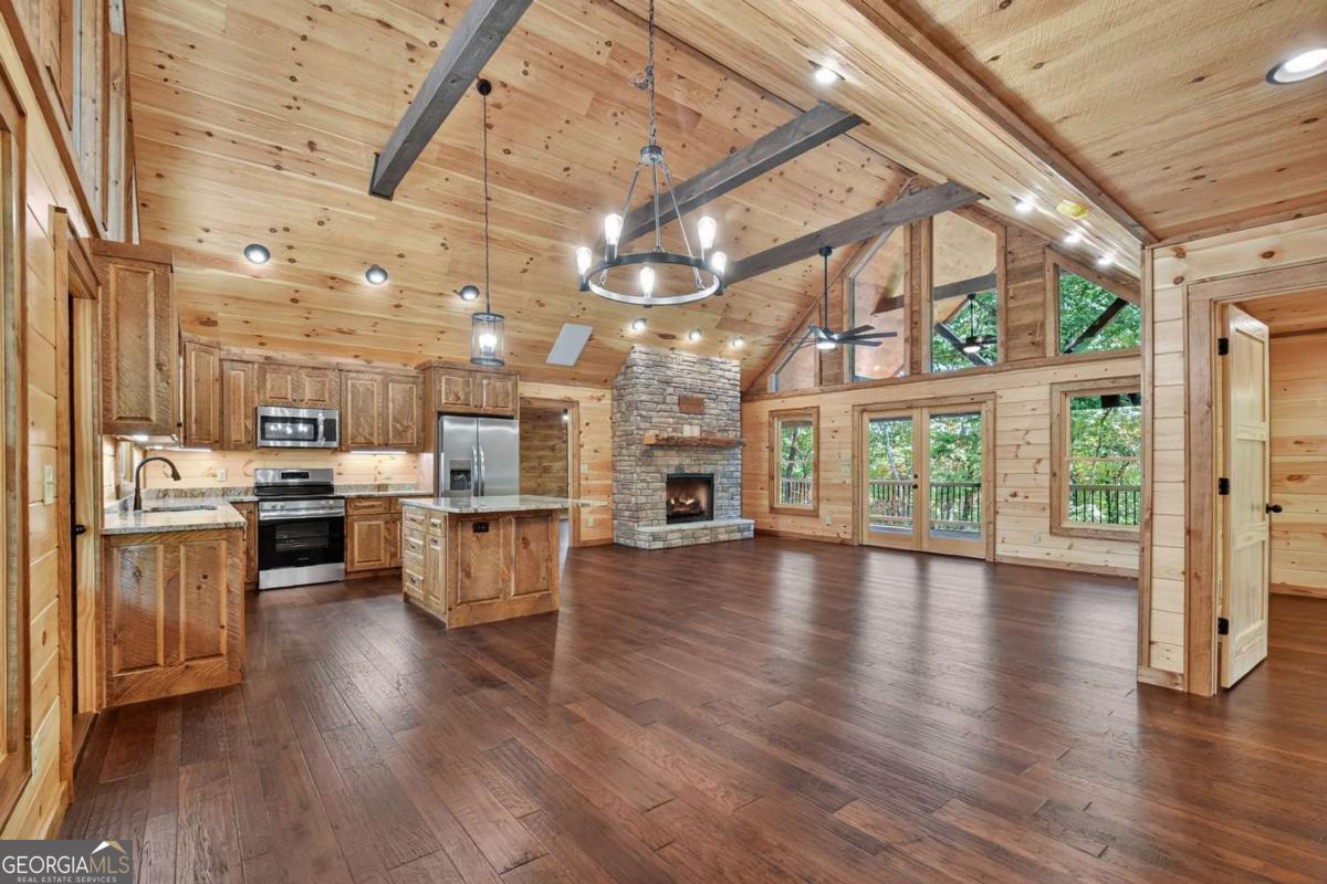 Mineral Bluff, Georgia, 30559, United States, 4 Bedrooms Bedrooms, ,3 BathroomsBathrooms,Residential,For Sale,1953932