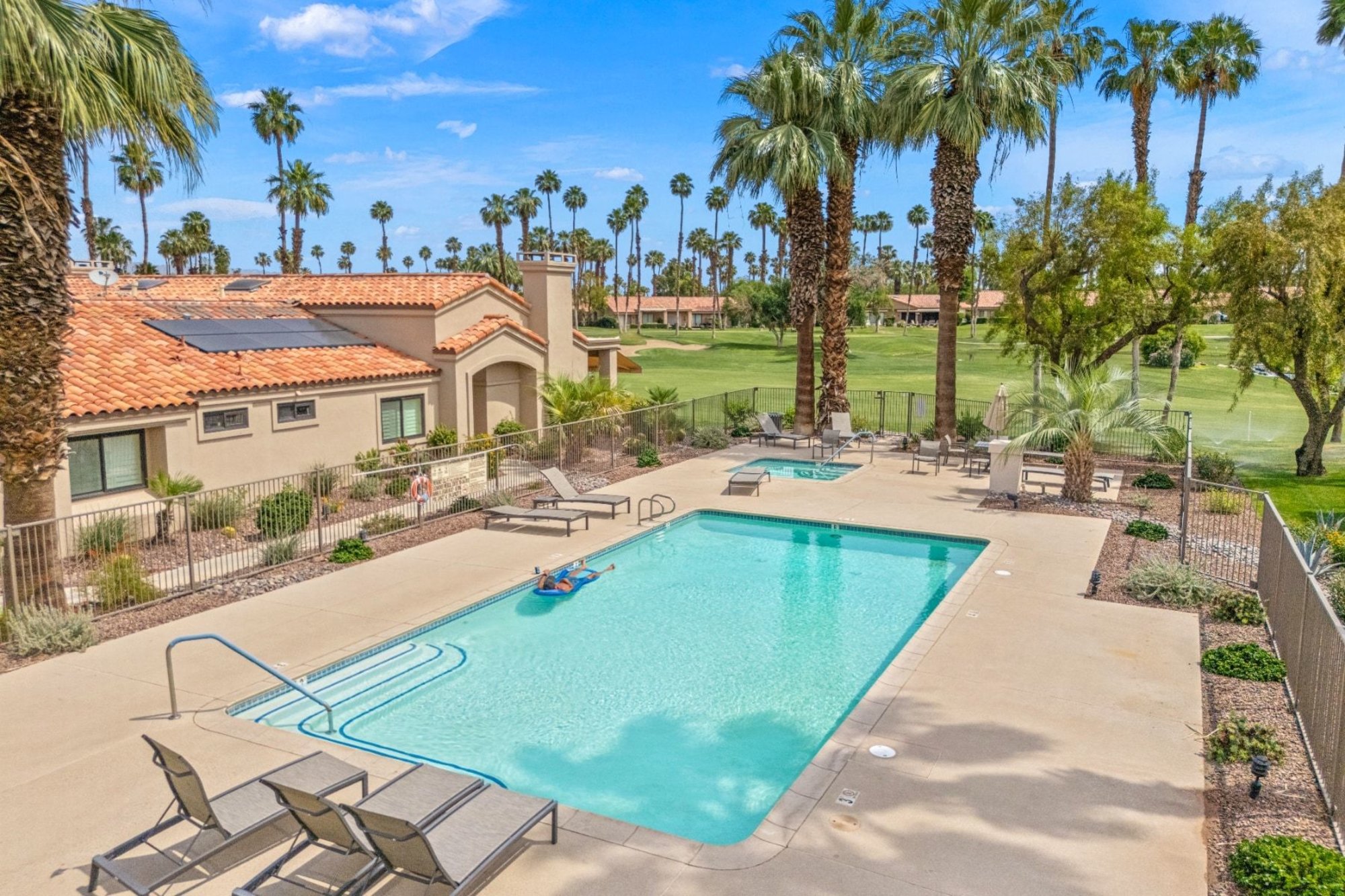  Remodeled Open Space Living in Palm Desert - 物件實景