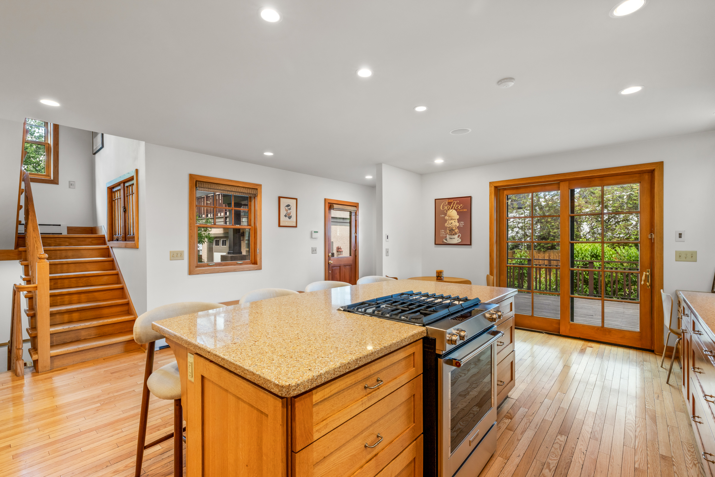 Charming Downtown Bungalow - 物件實景