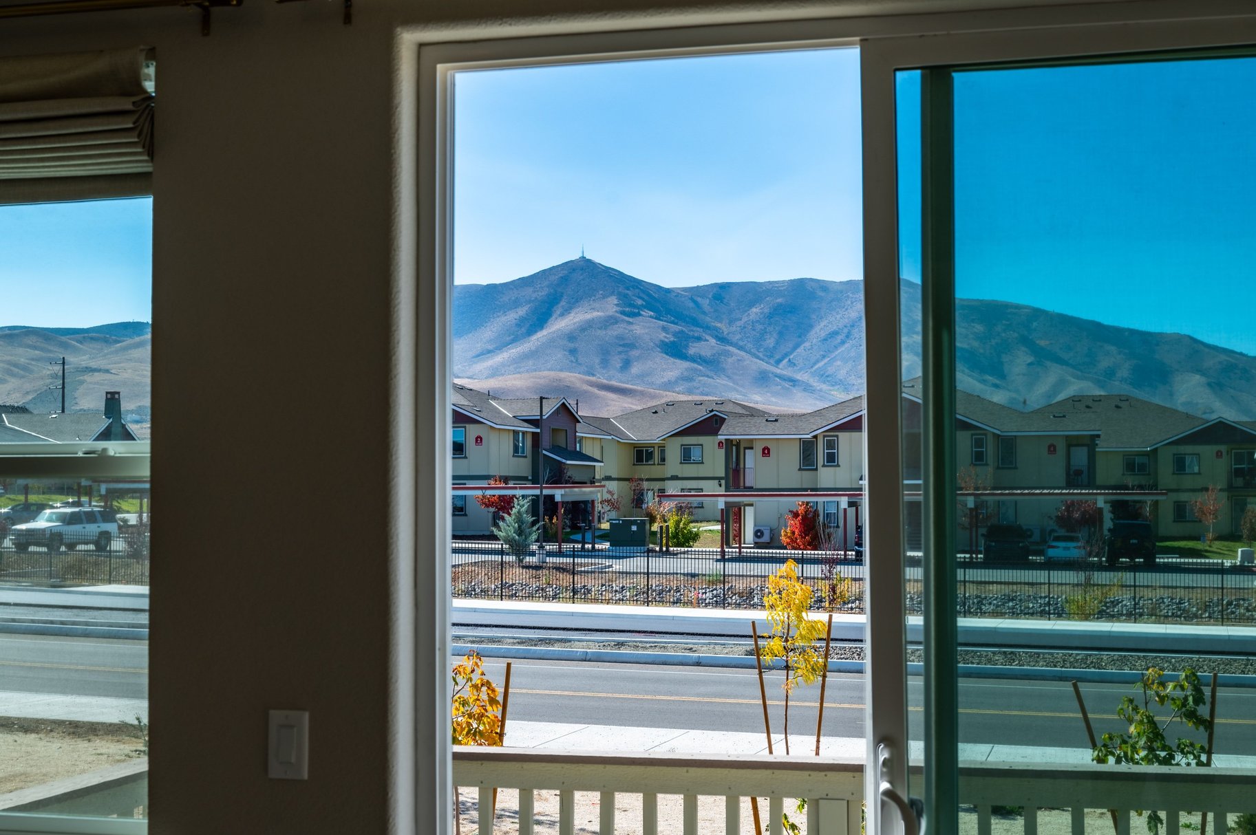  Upgraded Two Story with Unfiltered Peavine Views - 物件實景