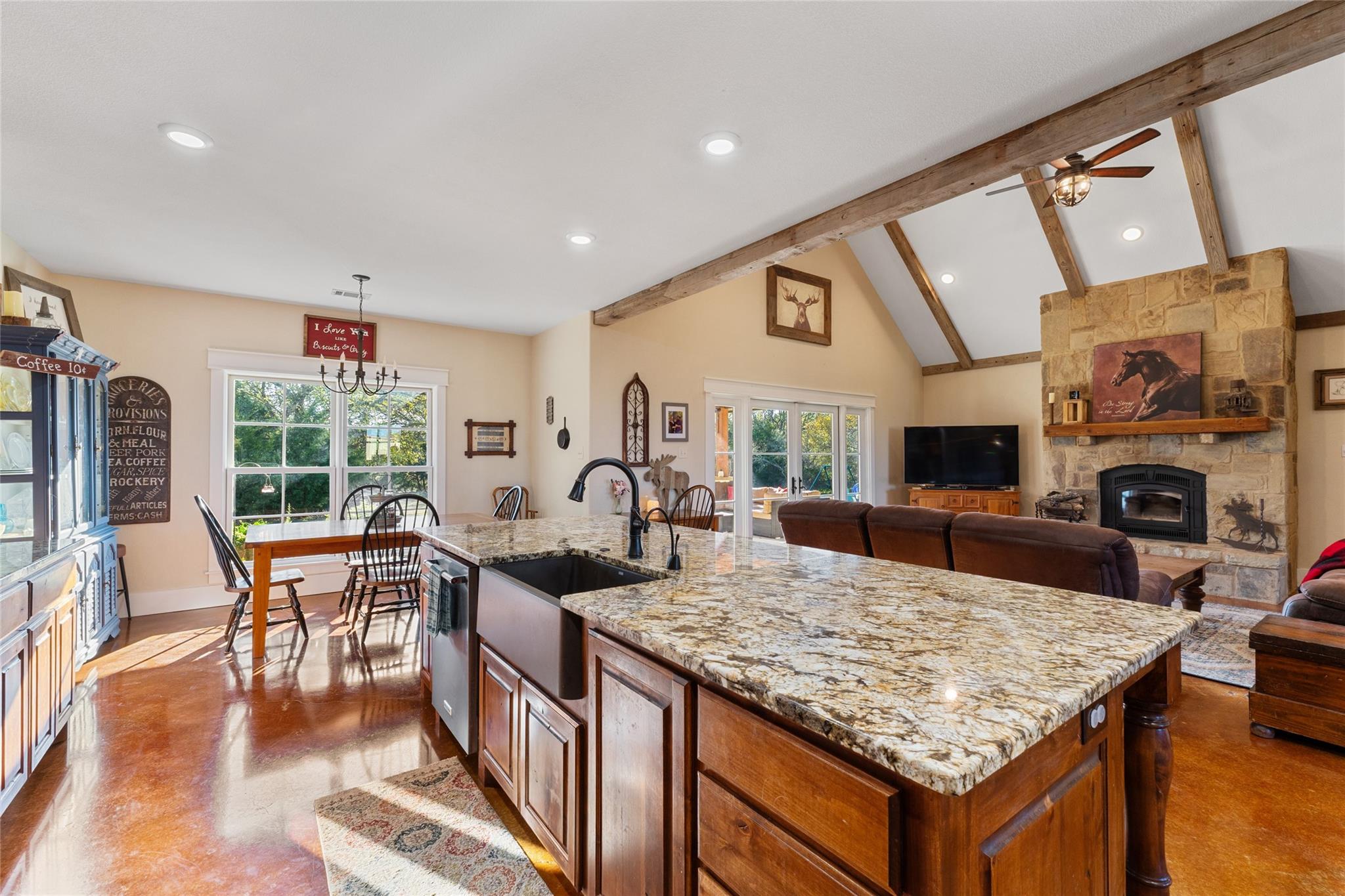 Decatur, Texas, 76234, United States, 3 Bedrooms Bedrooms, ,3 BathroomsBathrooms,Residential,For Sale,2005584