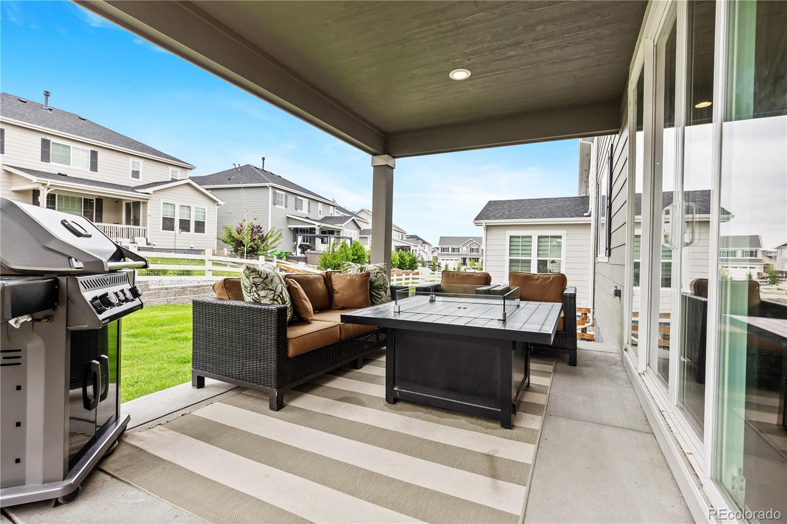 Aurora, Colorado, 80016, United States, 5 Bedrooms Bedrooms, ,5 BathroomsBathrooms,Residential,For Sale,2003486