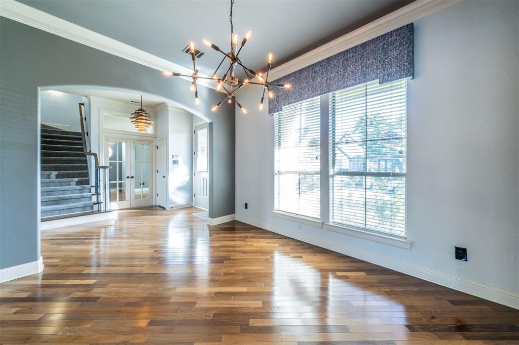 Arlington, Texas, 76017, United States, 4 Bedrooms Bedrooms, ,5 BathroomsBathrooms,Residential,For Sale,1982426