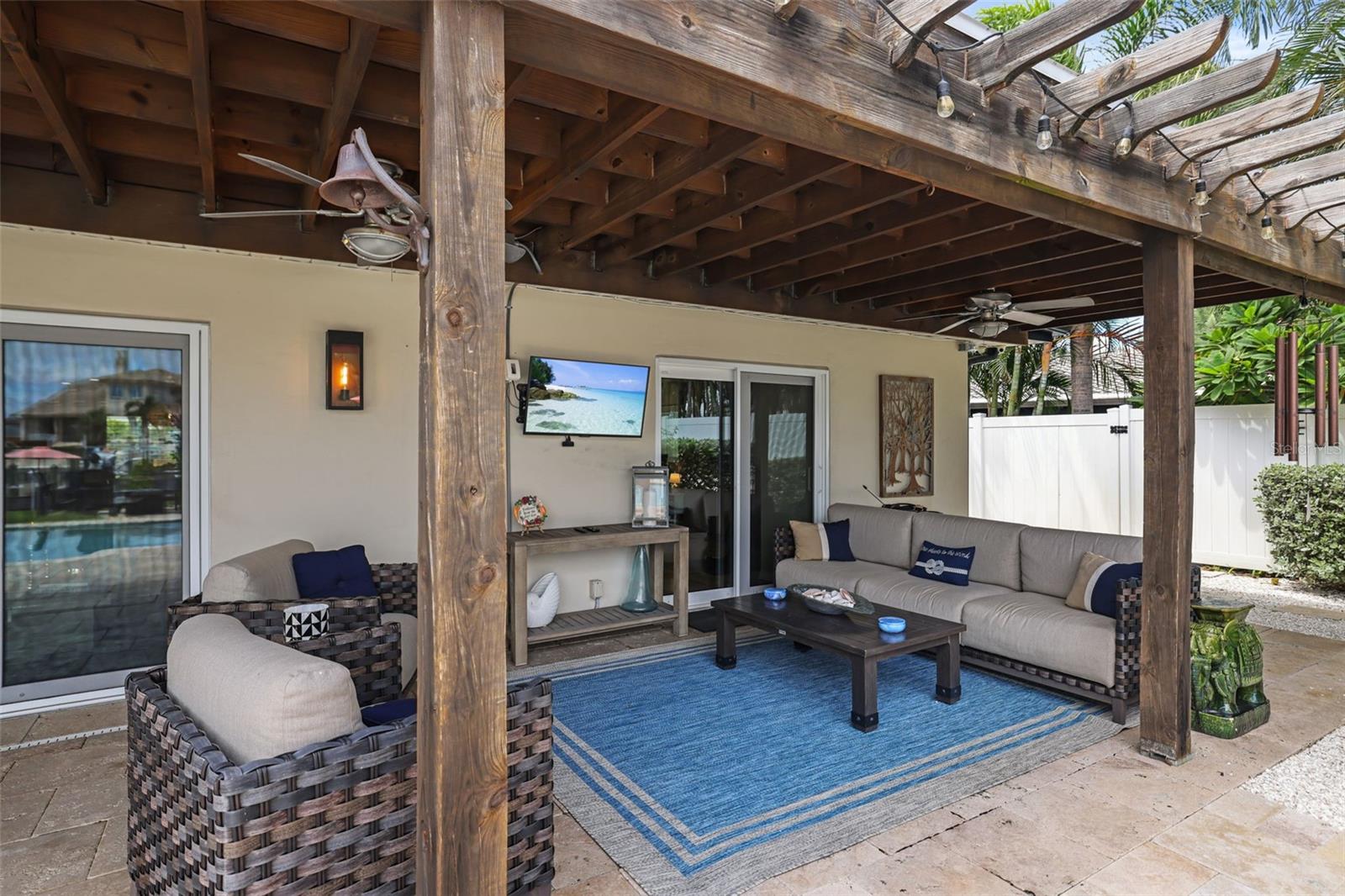 St. Petersburg, Florida, 33707, United States, 3 Bedrooms Bedrooms, ,2 BathroomsBathrooms,Residential,For Sale,1978831