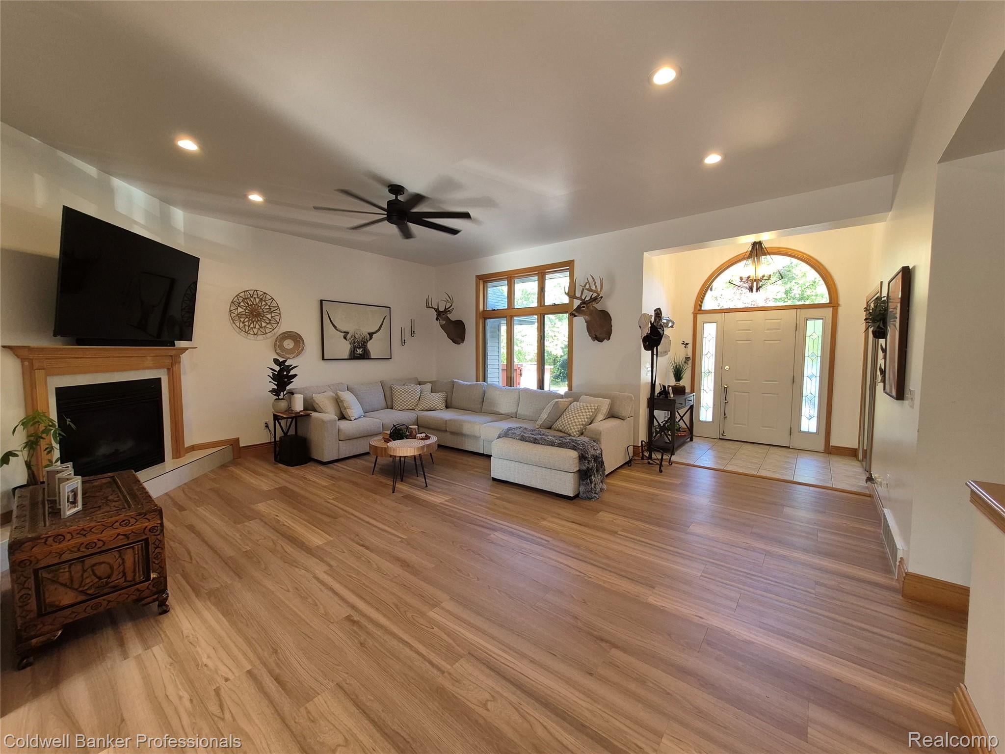 SwartzCreek, Michigan, 48473, United States, 4 Bedrooms Bedrooms, ,4 BathroomsBathrooms,Residential,For Sale,1958506