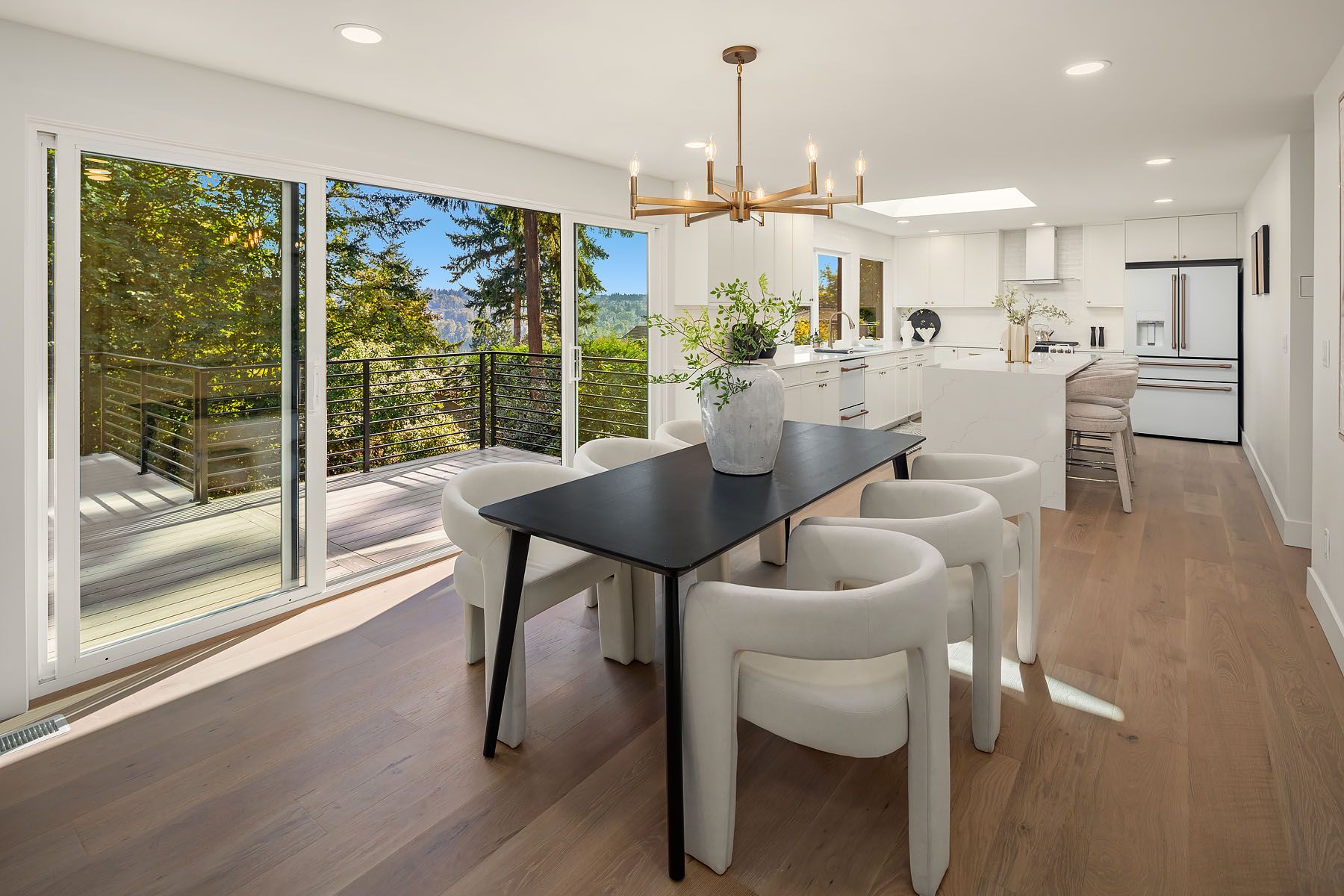  7070 94th Avenue Southeast, Mercer Island, WA 98040 - 物件實景
