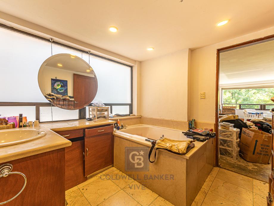 Paseo de los Tamarindos, Cuajimalpa de Morelos, Ciudad de México, 05120, Mexico, 3 Bedrooms Bedrooms, ,3 BathroomsBathrooms,Residential,For Sale,Paseo de los Tamarindos,1576477