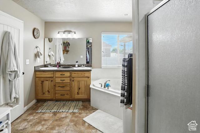 Tremonton, Utah, 84337, United States, 6 Bedrooms Bedrooms, ,3 BathroomsBathrooms,Residential,For Sale,1974496