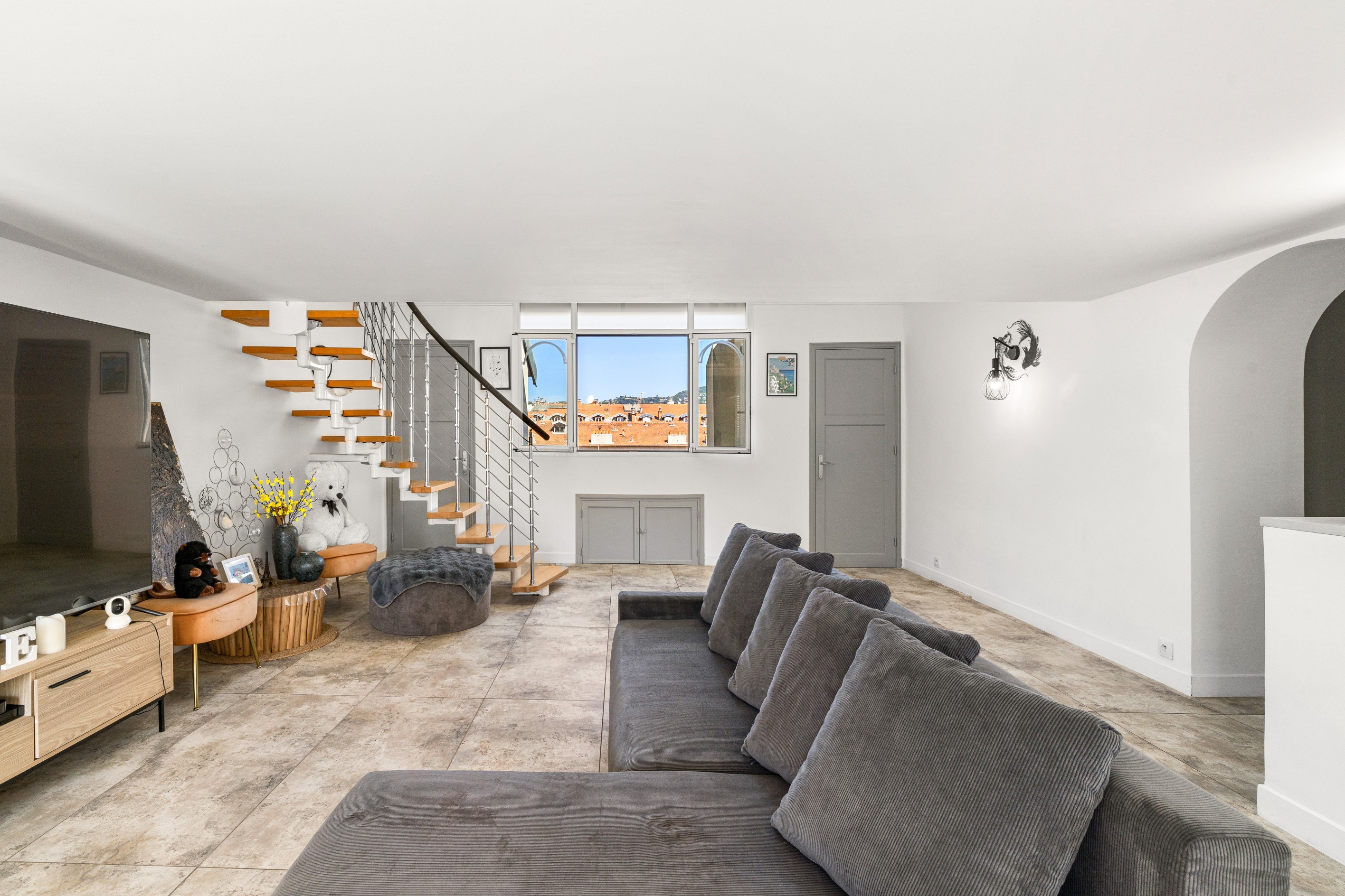  Notre-Dame – Characterful Loft with mezzanine and open city views - 物件實景