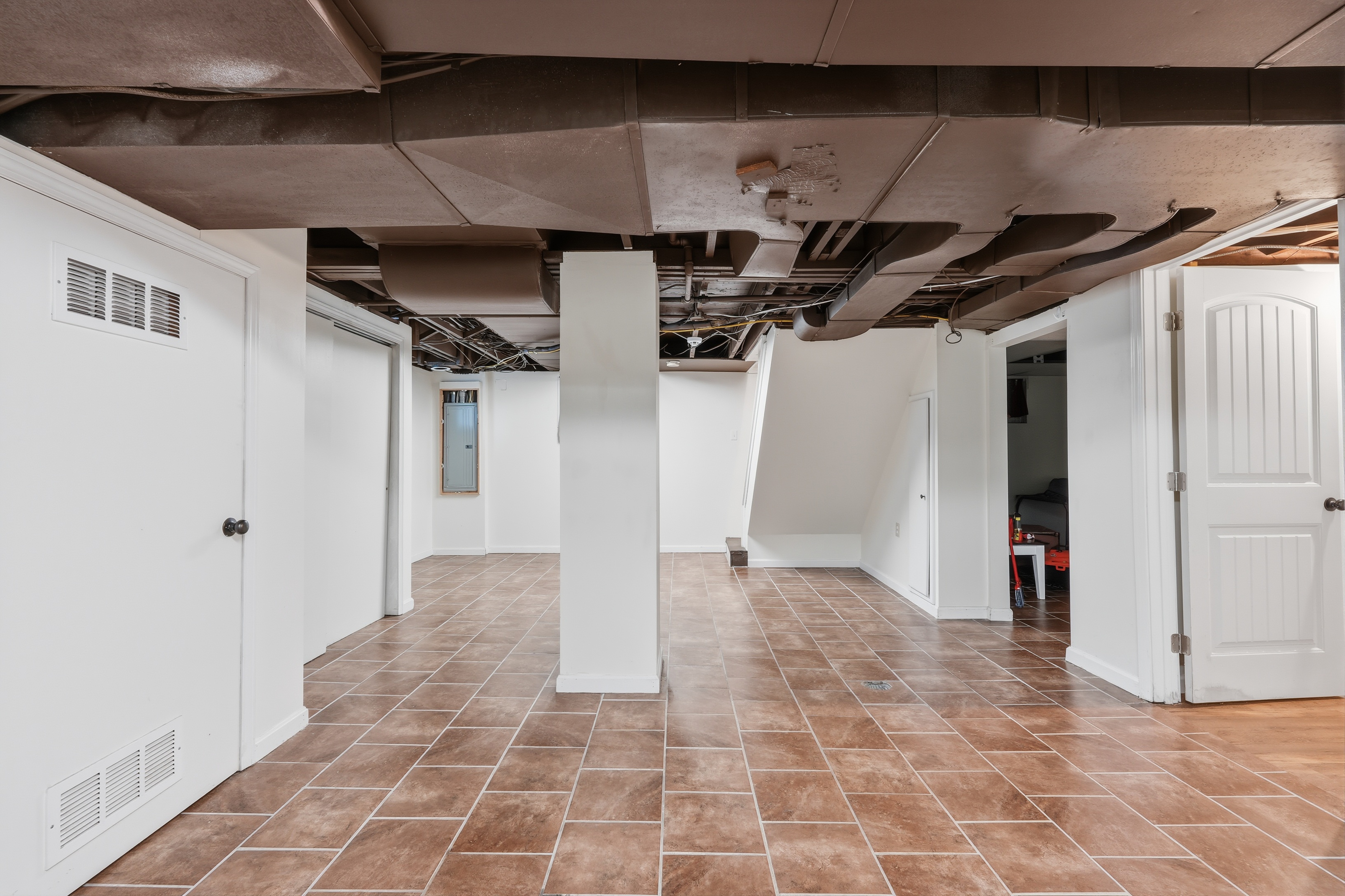  1131 Audubon Parkway, Louisville, KY 40213 - 物件實景