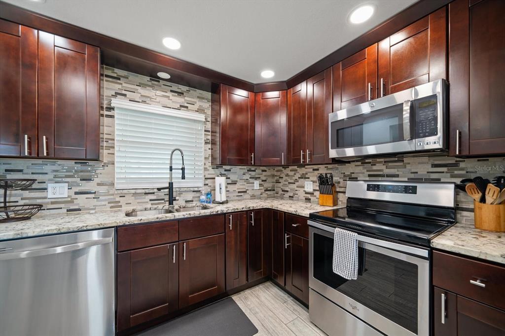 Clearwater, Florida, 33767, United States, 1 Bedroom Bedrooms, ,2 BathroomsBathrooms,Residential,For Sale,1849929