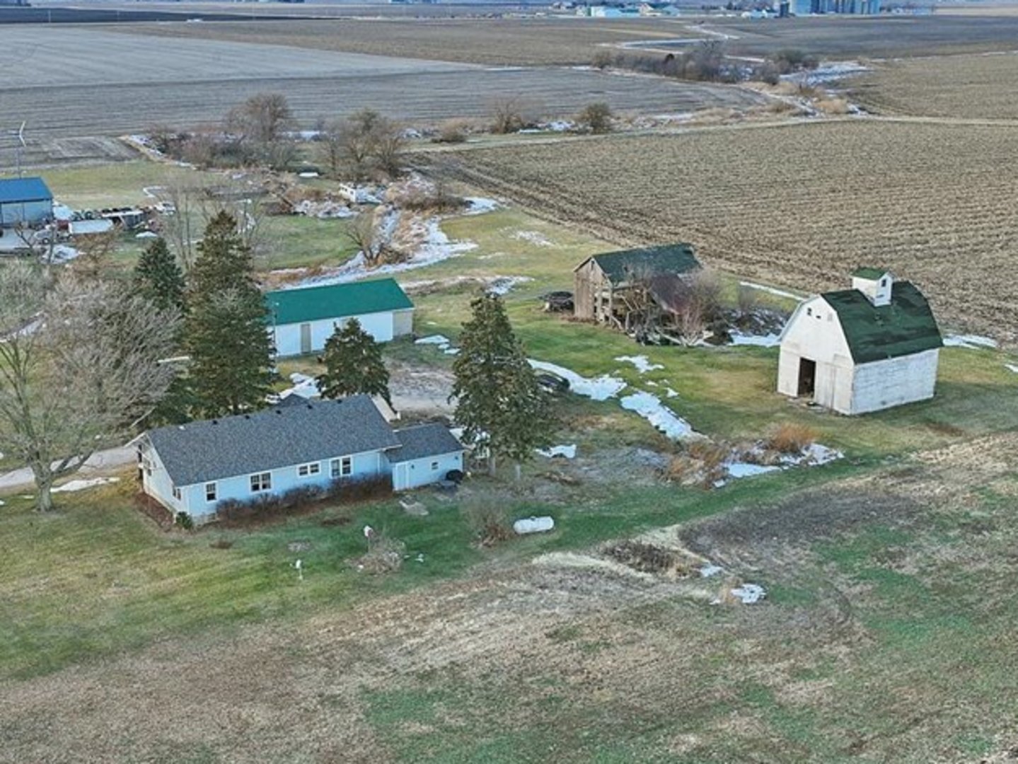 Newark, Illinois, 60541, United States, 3 Bedrooms Bedrooms, ,2 BathroomsBathrooms,Residential,For Sale,2006434