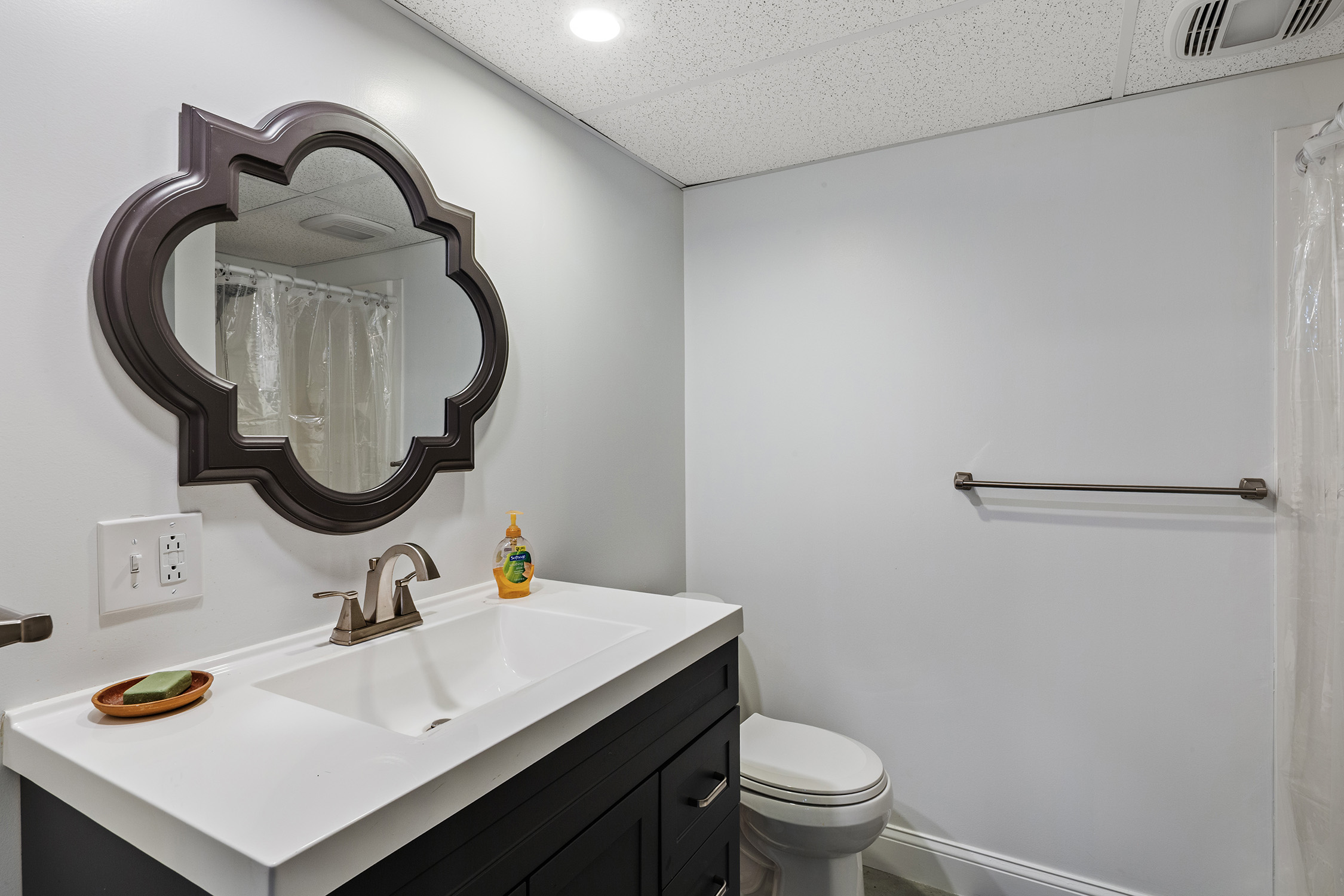  42 Aubin Street, Seekonk, MA, 02771 - 物件實景