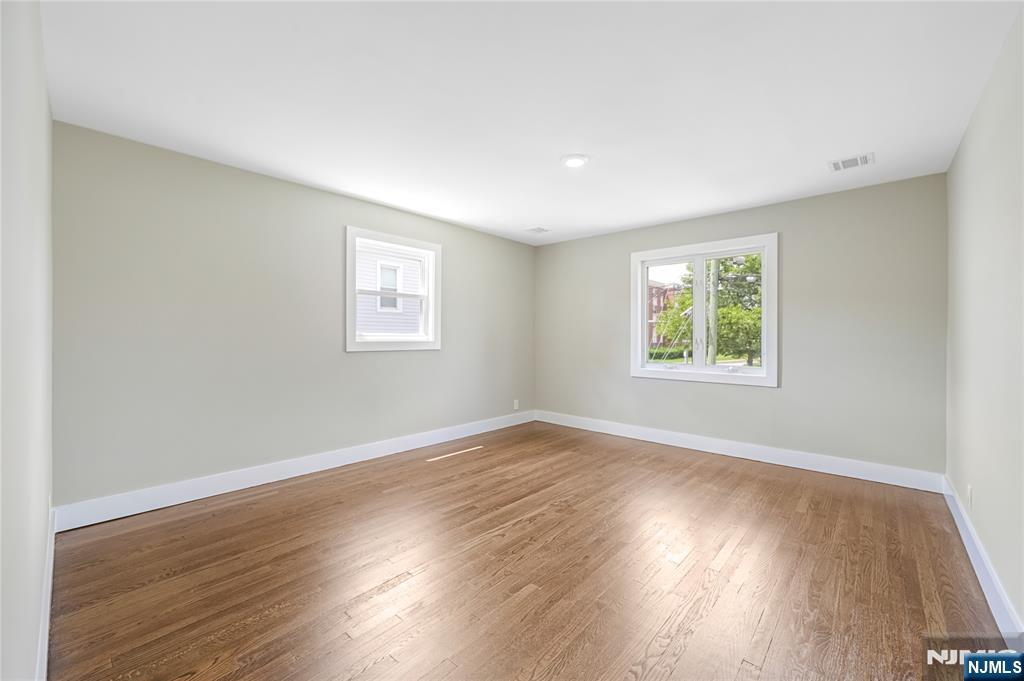 Dumont, New Jersey, 07628, United States, 4 Bedrooms Bedrooms, ,3 BathroomsBathrooms,Residential,For Sale,1950970