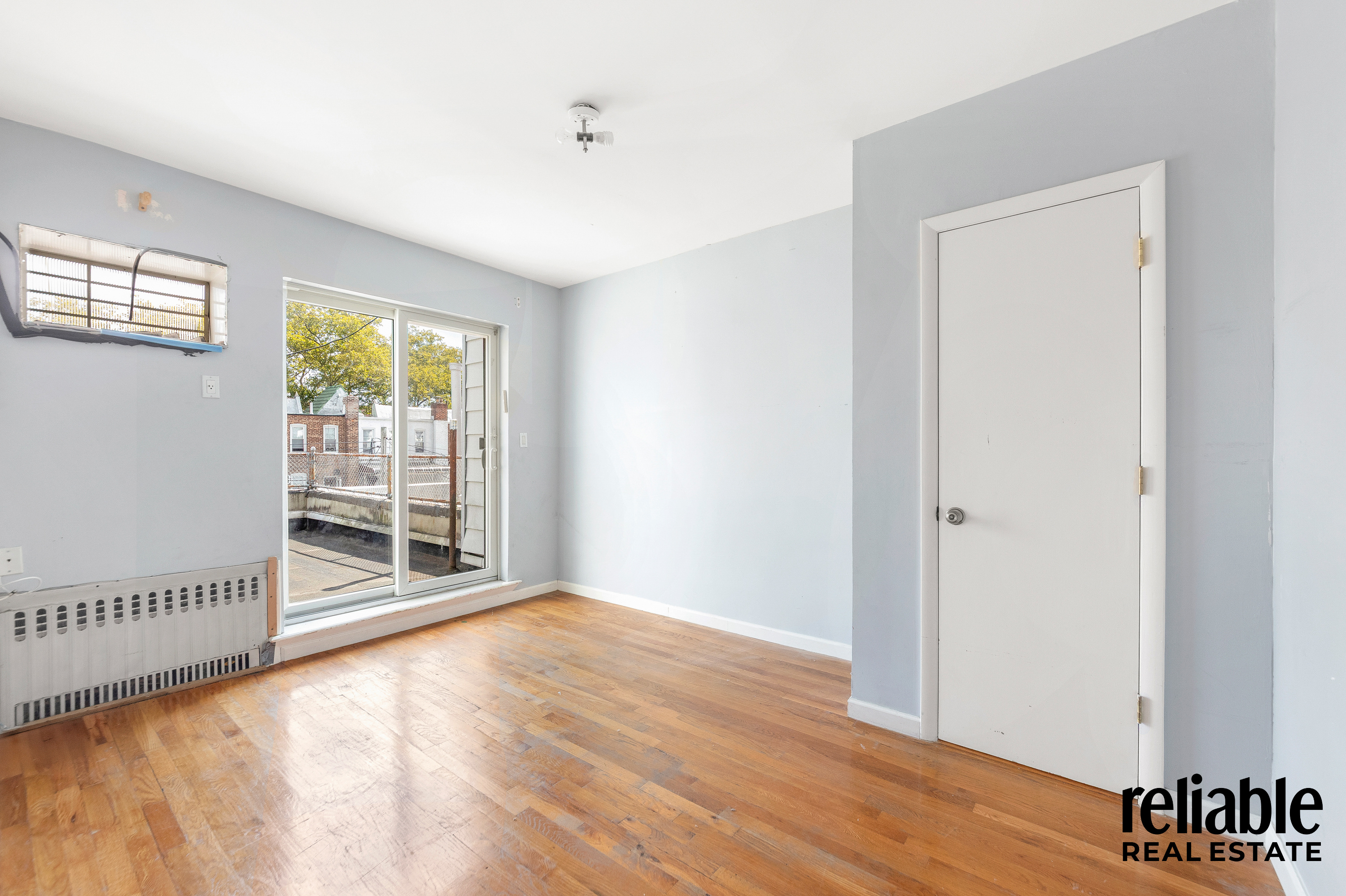 Brooklyn, New York, 11229, United States, 4 Bedrooms Bedrooms, ,3 BathroomsBathrooms,Residential,For Sale,1942275