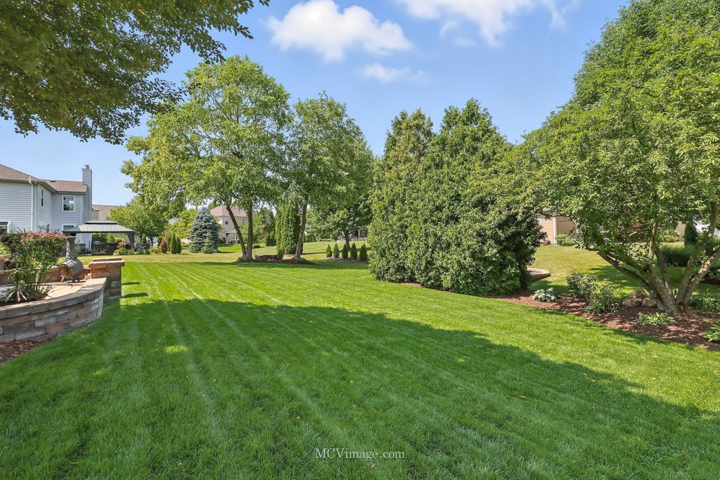 Plainfield, Illinois, 60586, United States, 5 Bedrooms Bedrooms, ,3 BathroomsBathrooms,Residential,For Sale,1927144