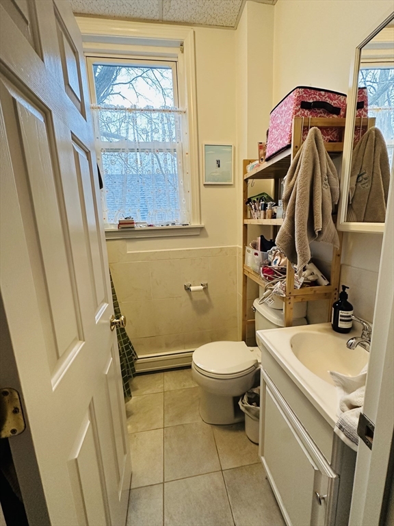 Cambridge, Massachusetts, 02141, United States, 5 Bedrooms Bedrooms, ,3 BathroomsBathrooms,Residential,For Sale,1752513