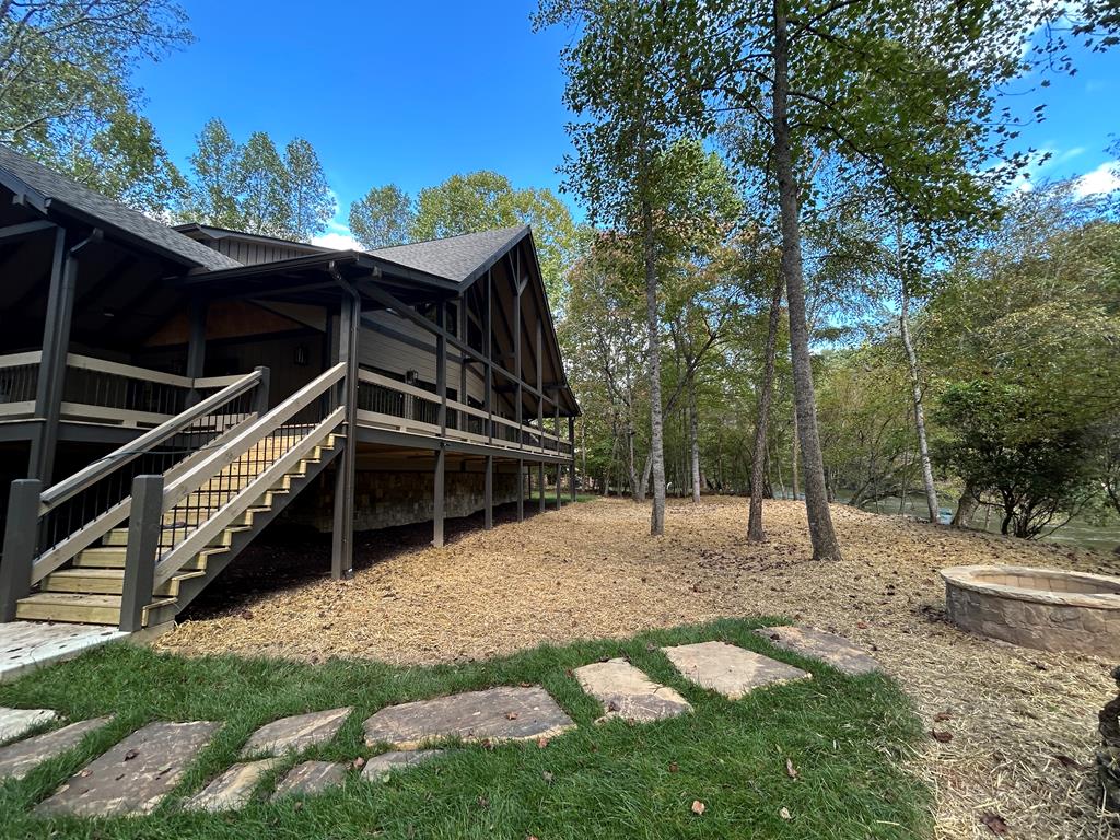 Mineral Bluff, Georgia, 30559, United States, 4 Bedrooms Bedrooms, ,5 BathroomsBathrooms,Residential,For Sale,1986837