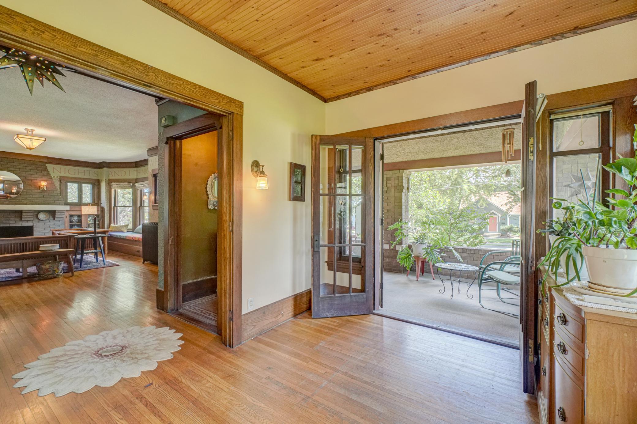 Stillwater, Minnesota, 55082, United States, 4 Bedrooms Bedrooms, ,2 BathroomsBathrooms,Residential,For Sale,1916942