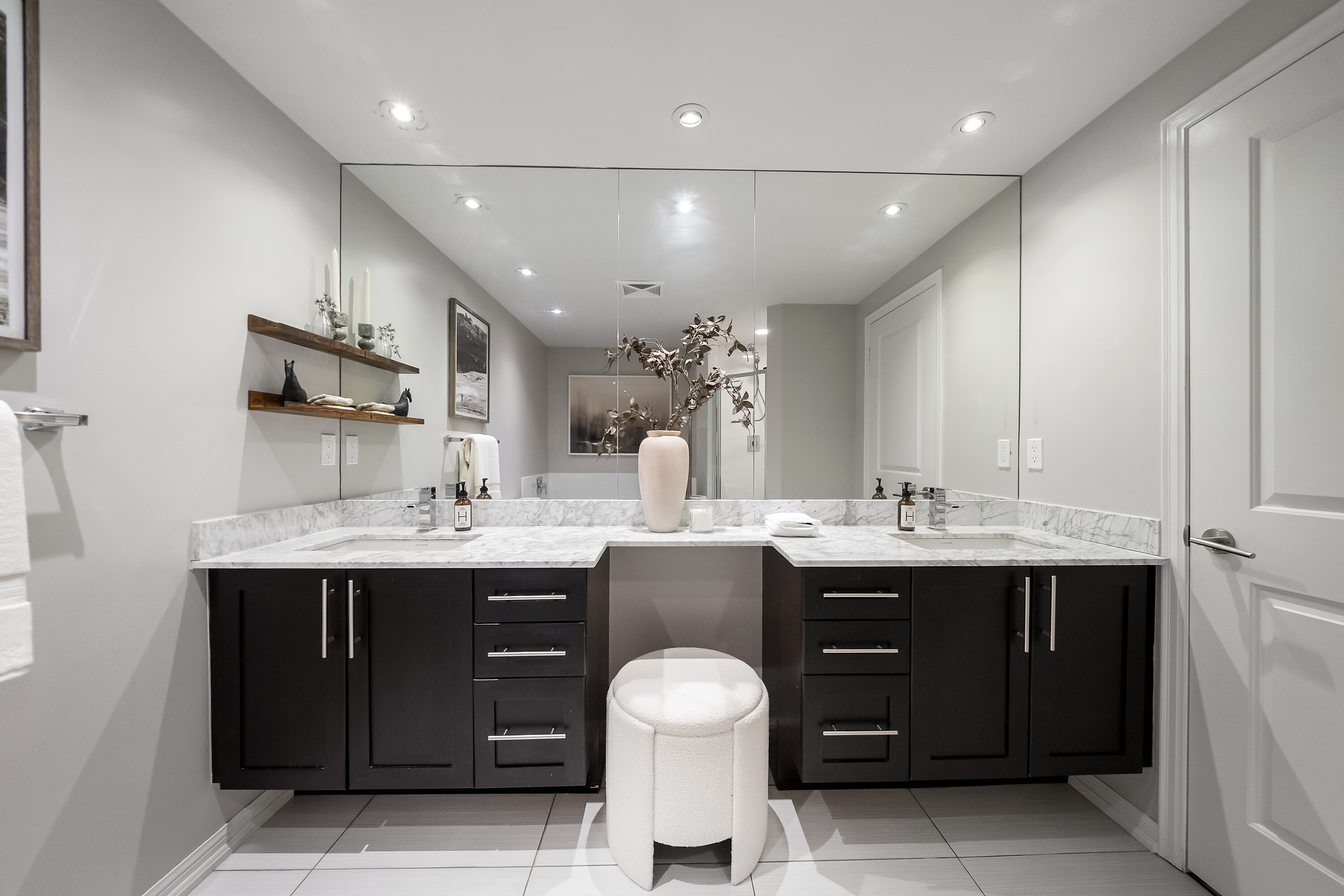  Corner Unit In Liberty Village - 物件實景