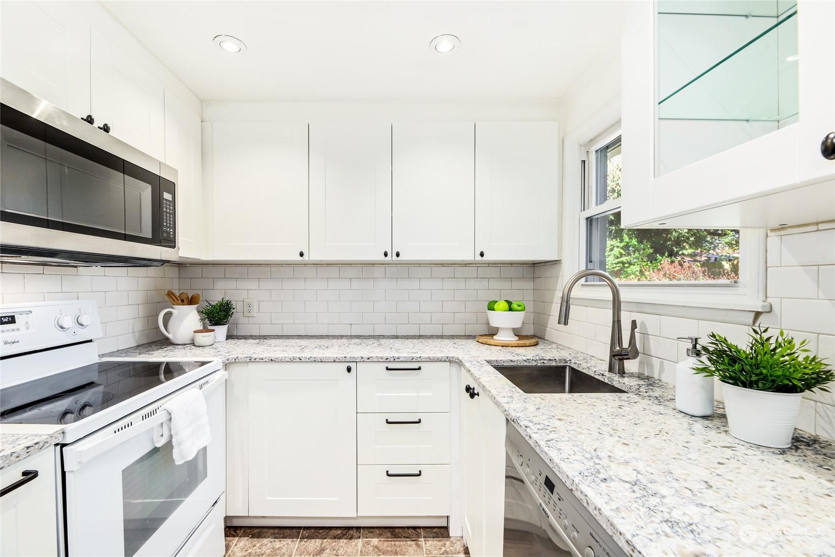 118 181ST STREET, SHORELINE, Washington, 98133, United States, 3 Bedrooms Bedrooms, ,1 BathroomBathrooms,Residential,For Sale,118 181ST STREET,1526529