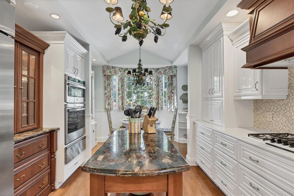 Sarasota, Florida, 34236, United States, 3 Bedrooms Bedrooms, ,3 BathroomsBathrooms,Residential,For Sale,1995531