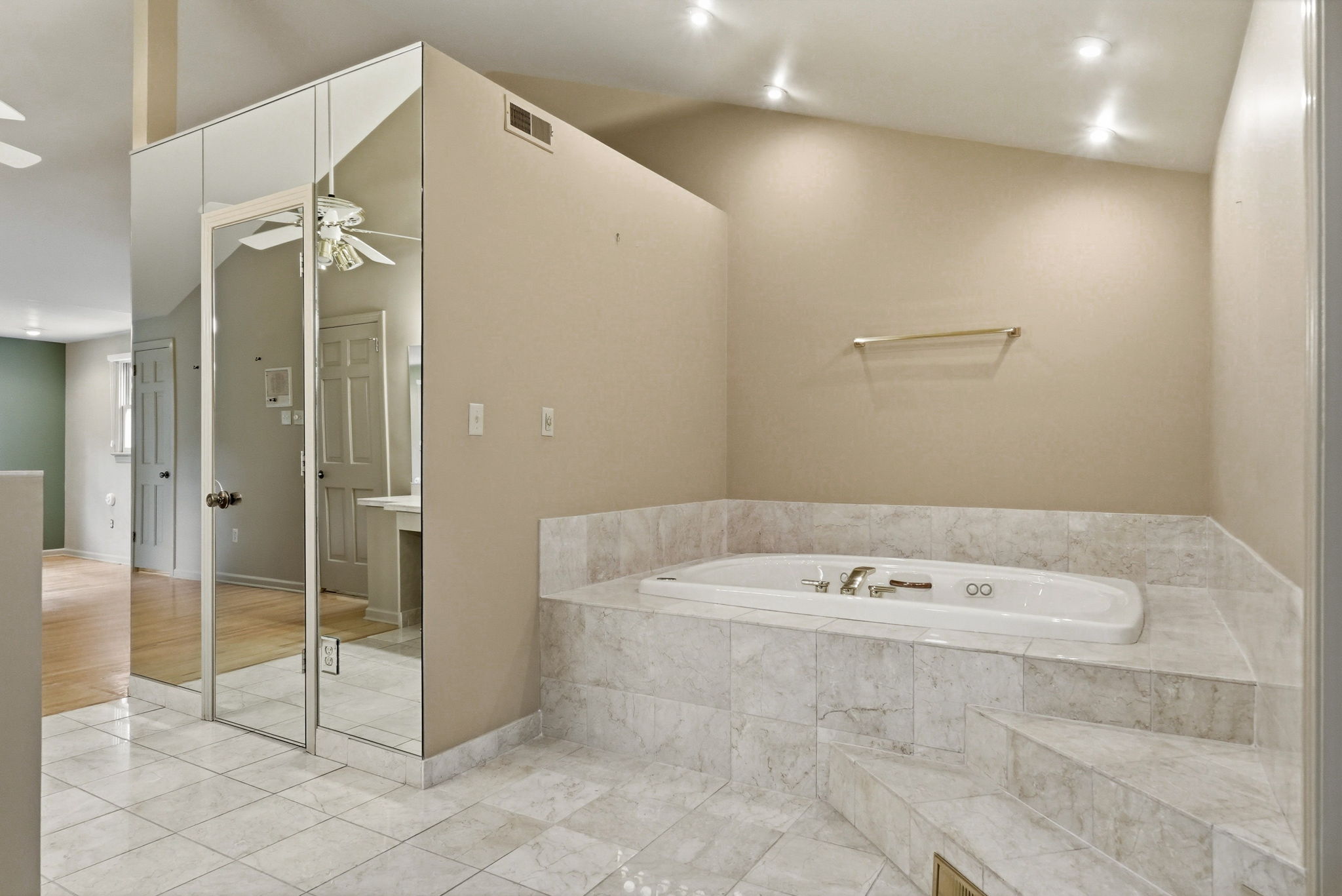  39 Easton Road, Pittsburgh, PA 15238 - 物件實景