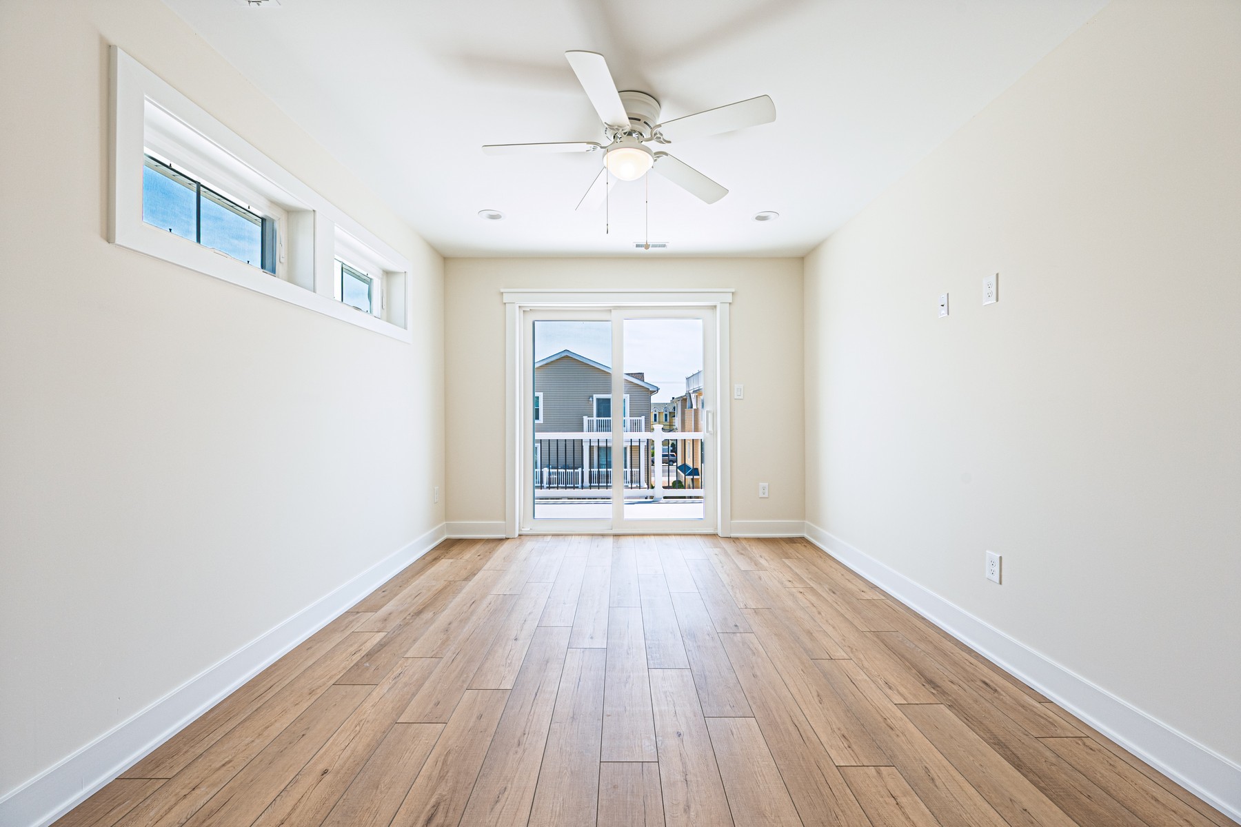  5512 Asbury Avenue - 物件實景