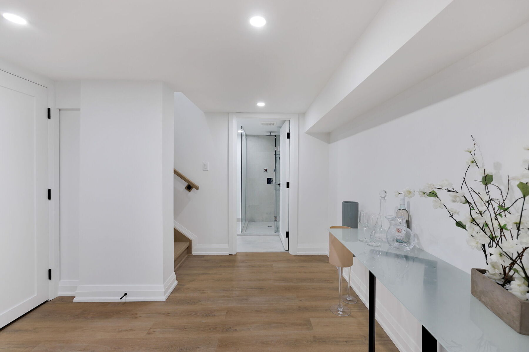  Custom Built Home - 物件實景