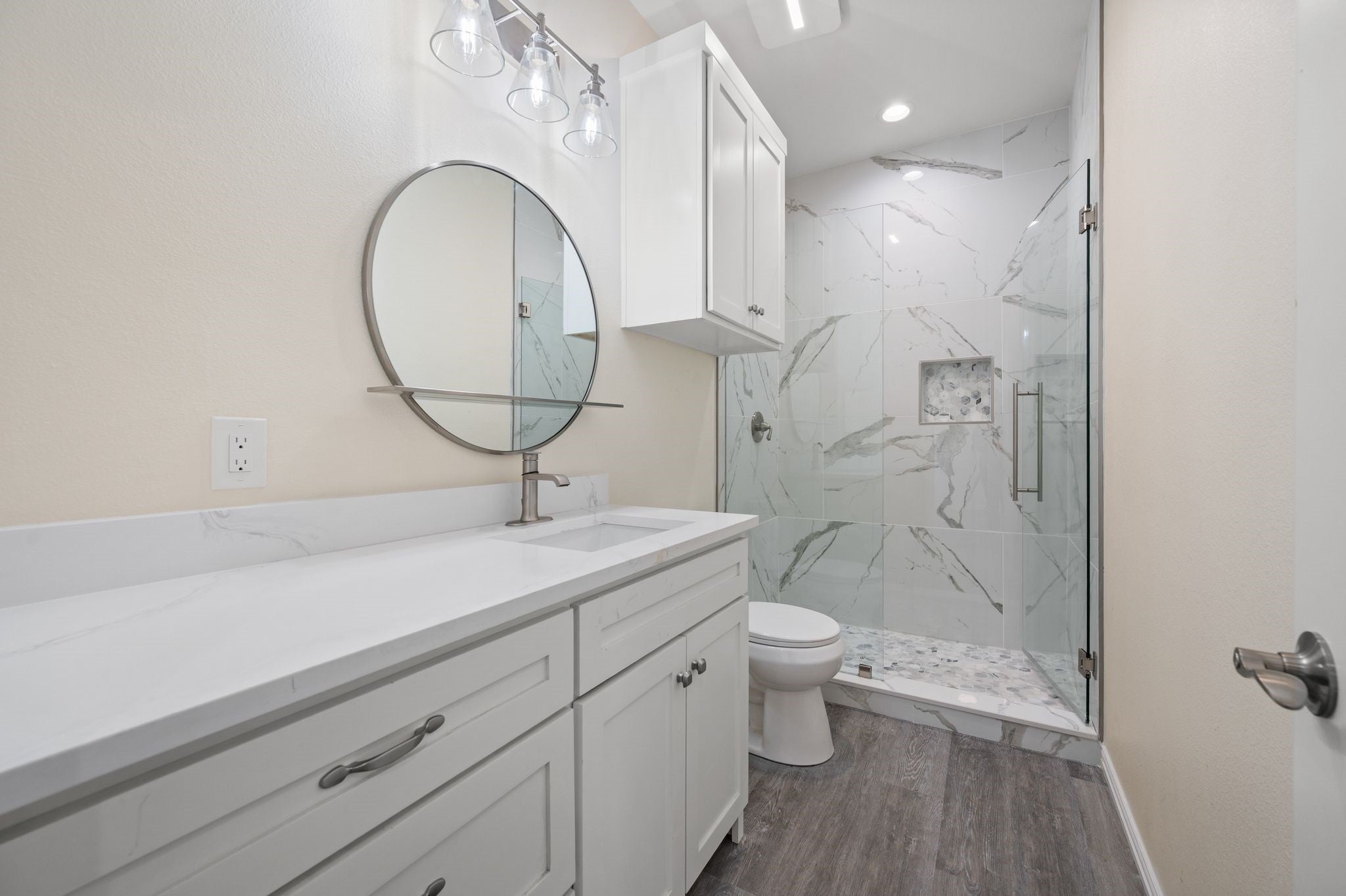 Grand Prairie, Texas, 75104, United States, 5 Bedrooms Bedrooms, ,5 BathroomsBathrooms,Residential,For Sale,2005426