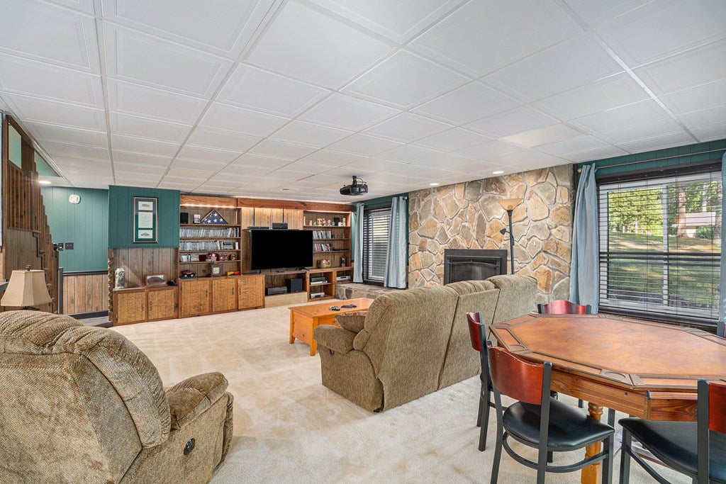 Blue Ridge, Georgia, 30513, United States, 6 Bedrooms Bedrooms, ,4 BathroomsBathrooms,Residential,For Sale,1858999