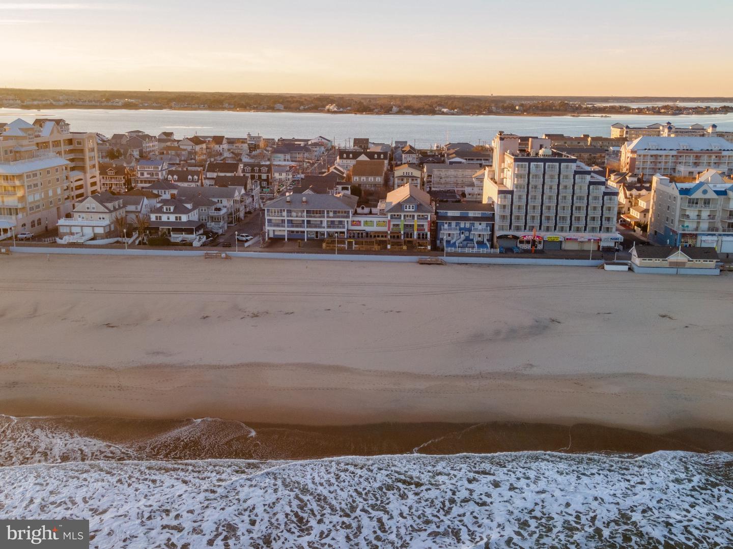 Ocean City, Maryland, 21842, United States, 3 Bedrooms Bedrooms, ,3 BathroomsBathrooms,Residential,For Sale,1744033