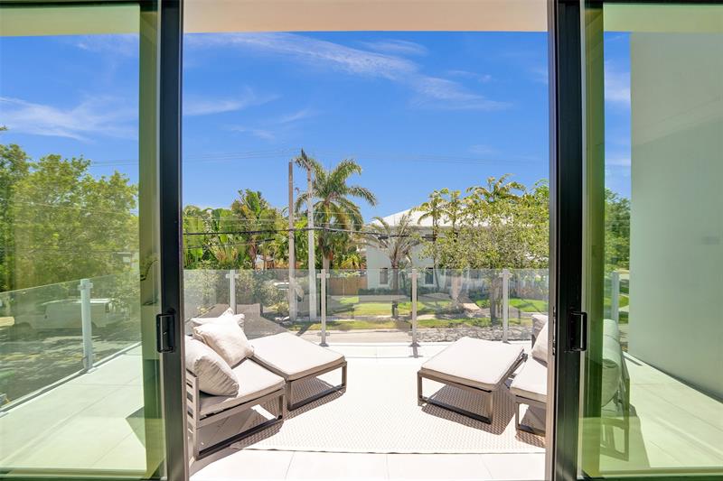 Fort Lauderdale, Florida, 33316, United States, 4 Bedrooms Bedrooms, ,6 BathroomsBathrooms,Residential,For Sale,1988214