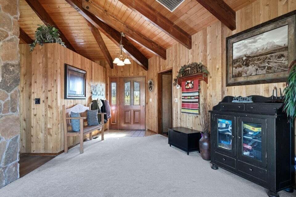 Sisters, Oregon, 97759, United States, 3 Bedrooms Bedrooms, ,3 BathroomsBathrooms,Residential,For Sale,1917351