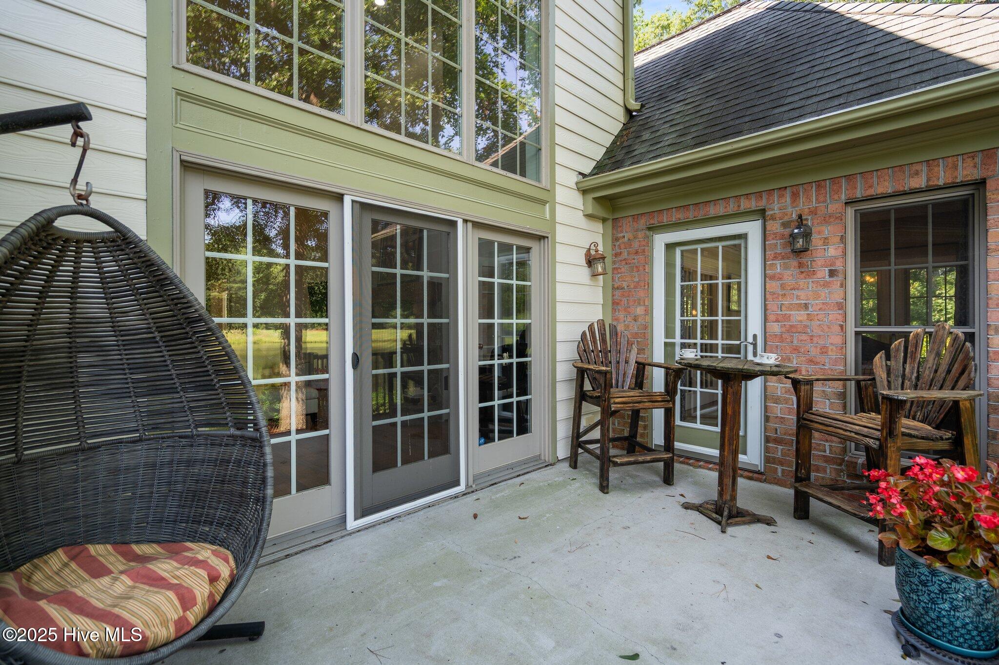 Wallace, North Carolina, 28466, United States, 4 Bedrooms Bedrooms, ,4 BathroomsBathrooms,Residential,For Sale,1930651