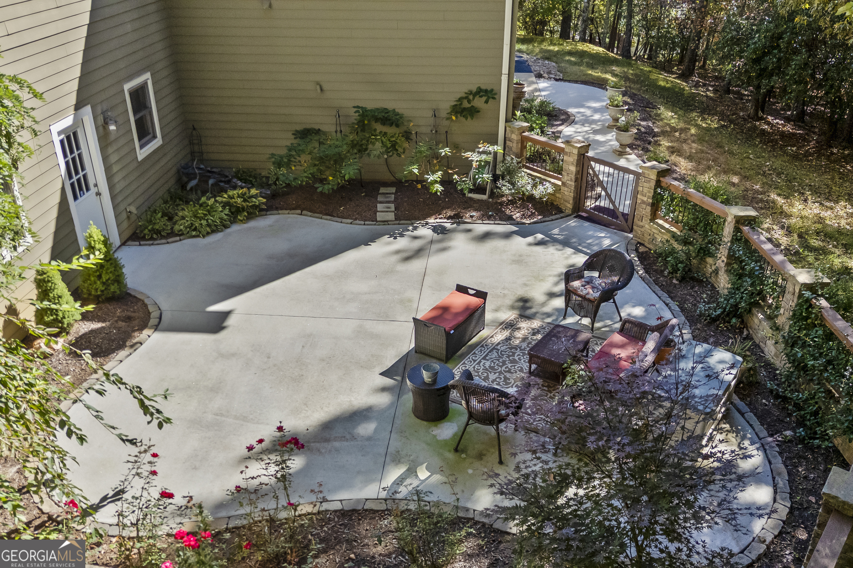 Helen, Georgia, 30545, United States, 3 Bedrooms Bedrooms, ,3 BathroomsBathrooms,Residential,For Sale,1983913