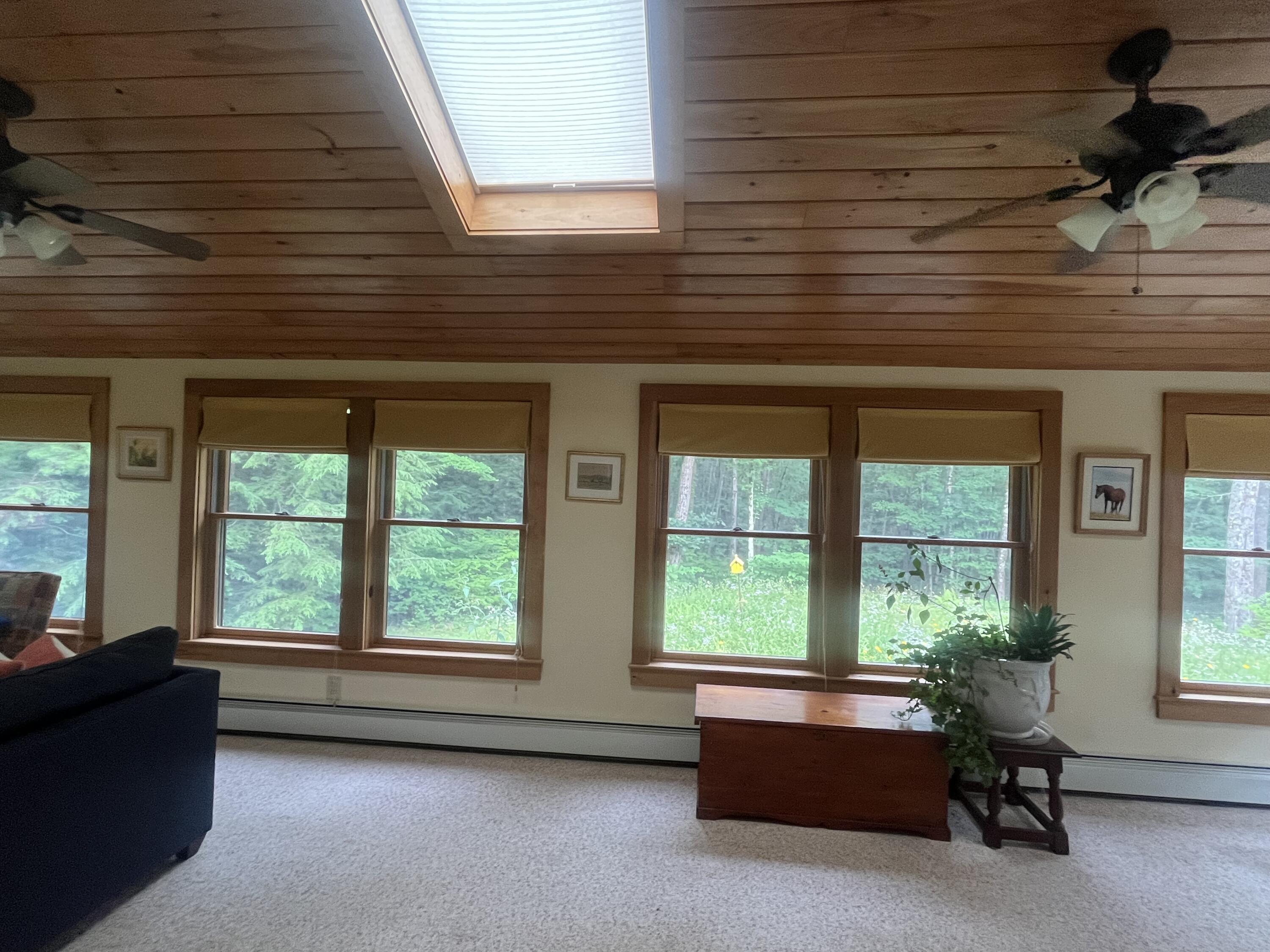 Kennebunk, Maine, 04043, United States, 3 Bedrooms Bedrooms, ,2 BathroomsBathrooms,Residential,For Sale,1891376