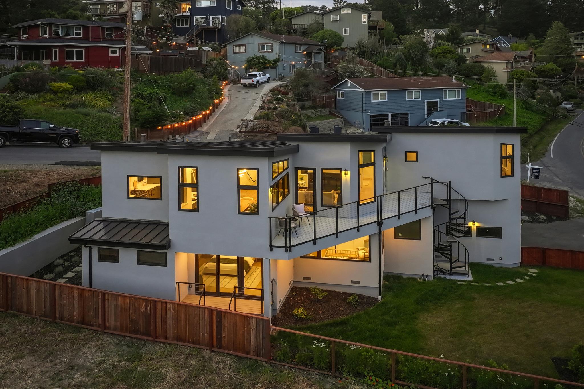  NEW Coastal Retreat - SF Alternative - 物件實景