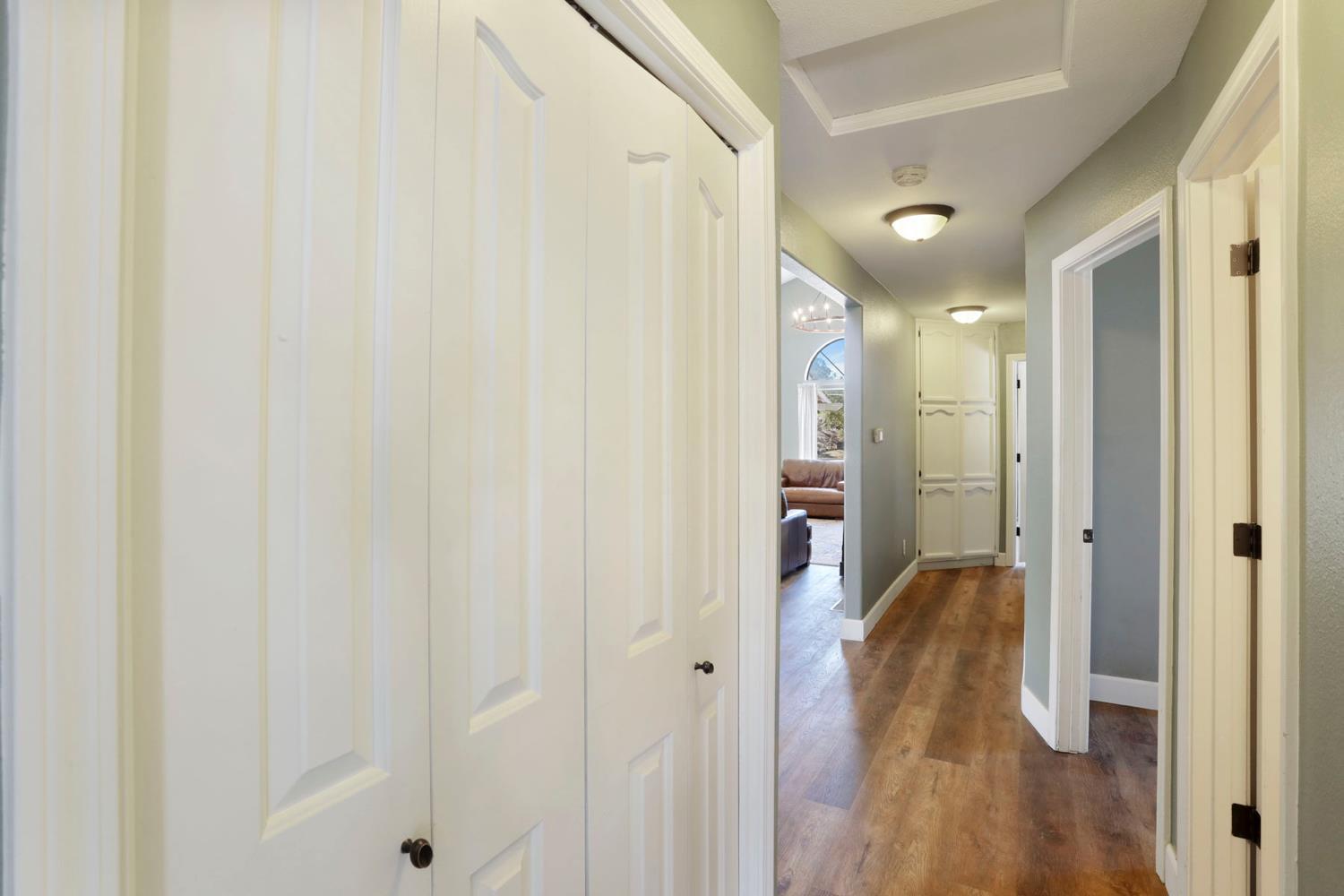 Valley Springs, California, 95252, United States, 3 Bedrooms Bedrooms, ,2 BathroomsBathrooms,Residential,For Sale,1978438