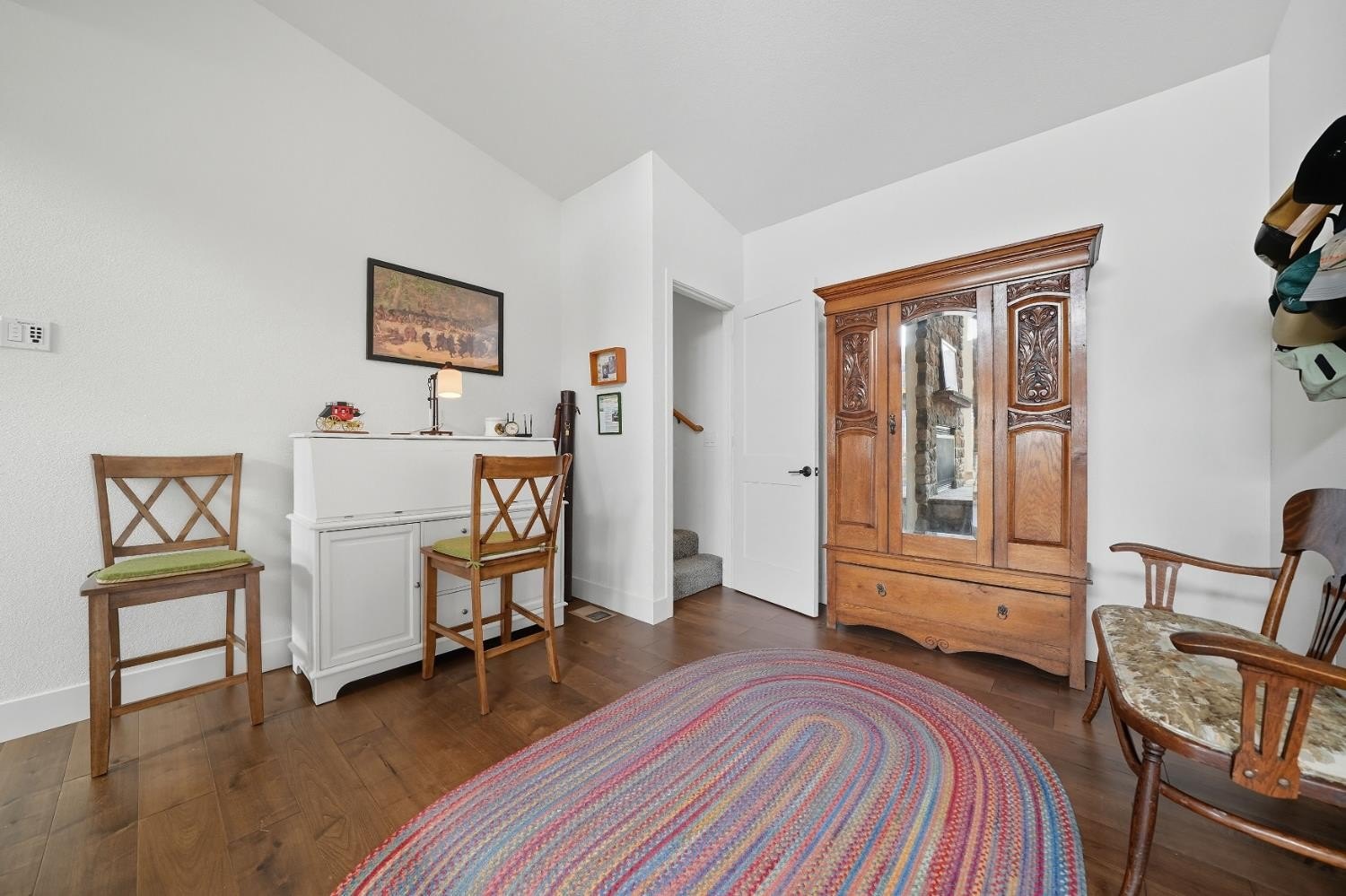 Mountain Ranch, California, 95246, United States, 4 Bedrooms Bedrooms, ,3 BathroomsBathrooms,Residential,For Sale,1976559